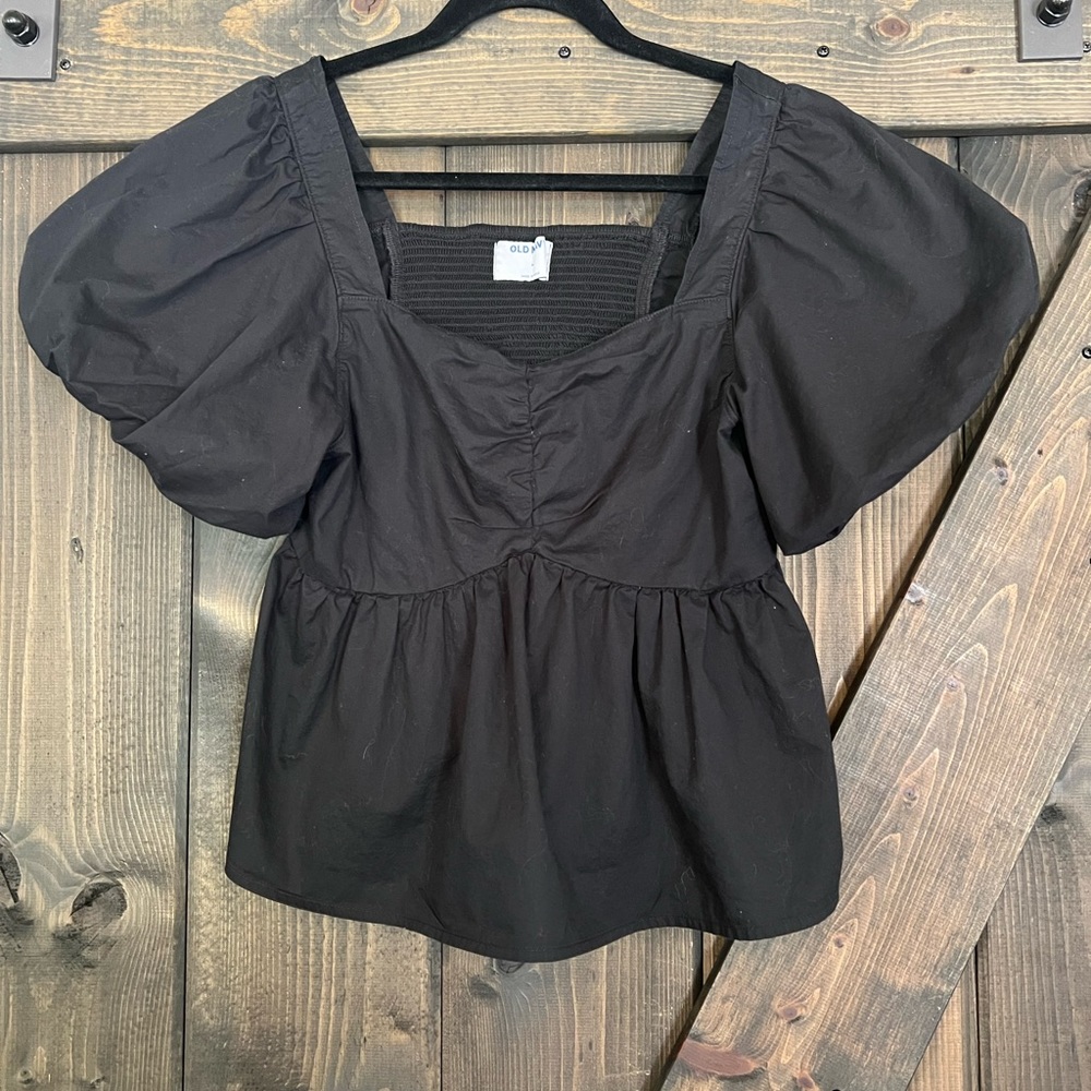 Old Nay top puff sleeves size M